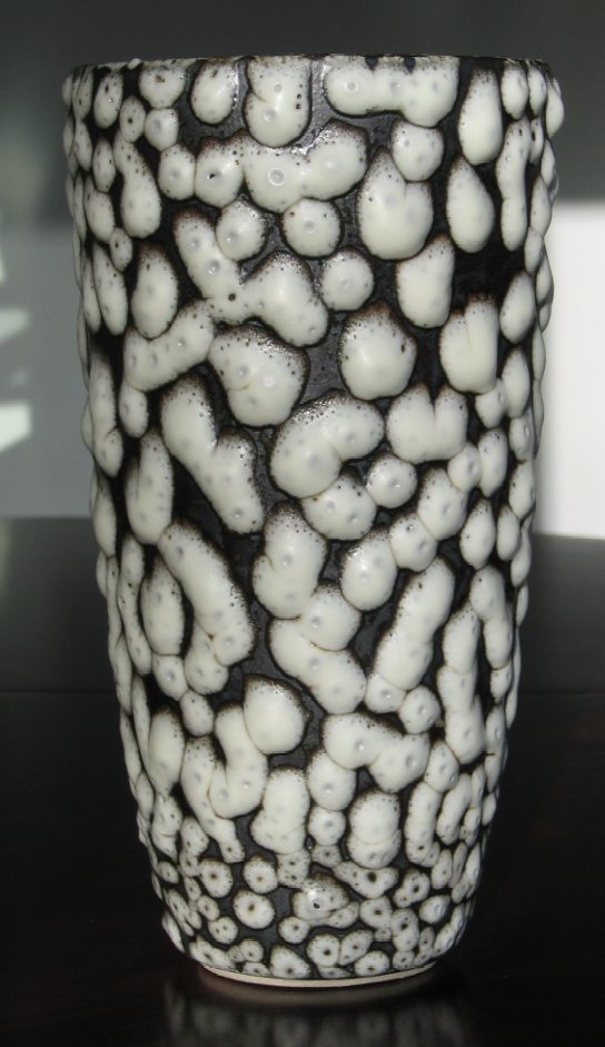 Lava vase, white lava glaze over black slip on stoneware clay, h: 280mm